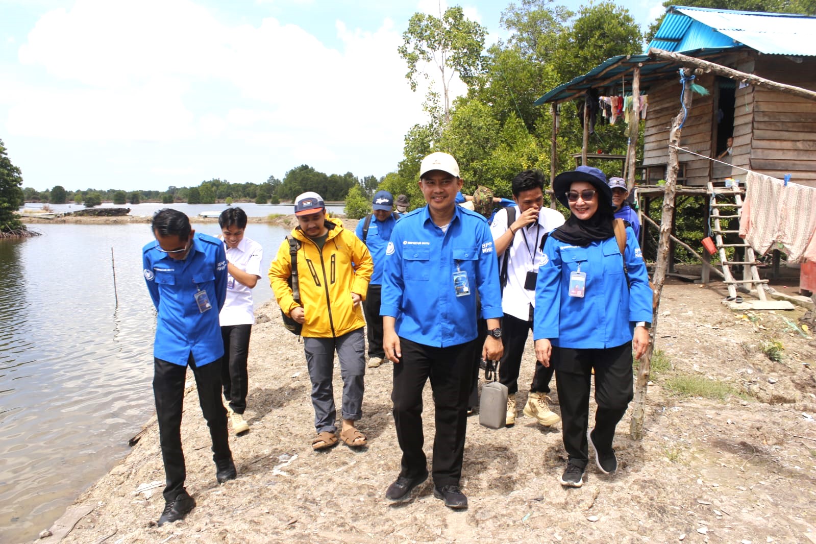 UPT. Badan Mutu, KKP Tarakan  Melaksanakan Identifikasi kelayakan Usaha terhadap Koperasi Produsen Usaha Tambak Mandiri dan Pra-Inspeksi Cara Budidaya Ikan yang Baik di Kampung Tanjung Haus, Nunukan