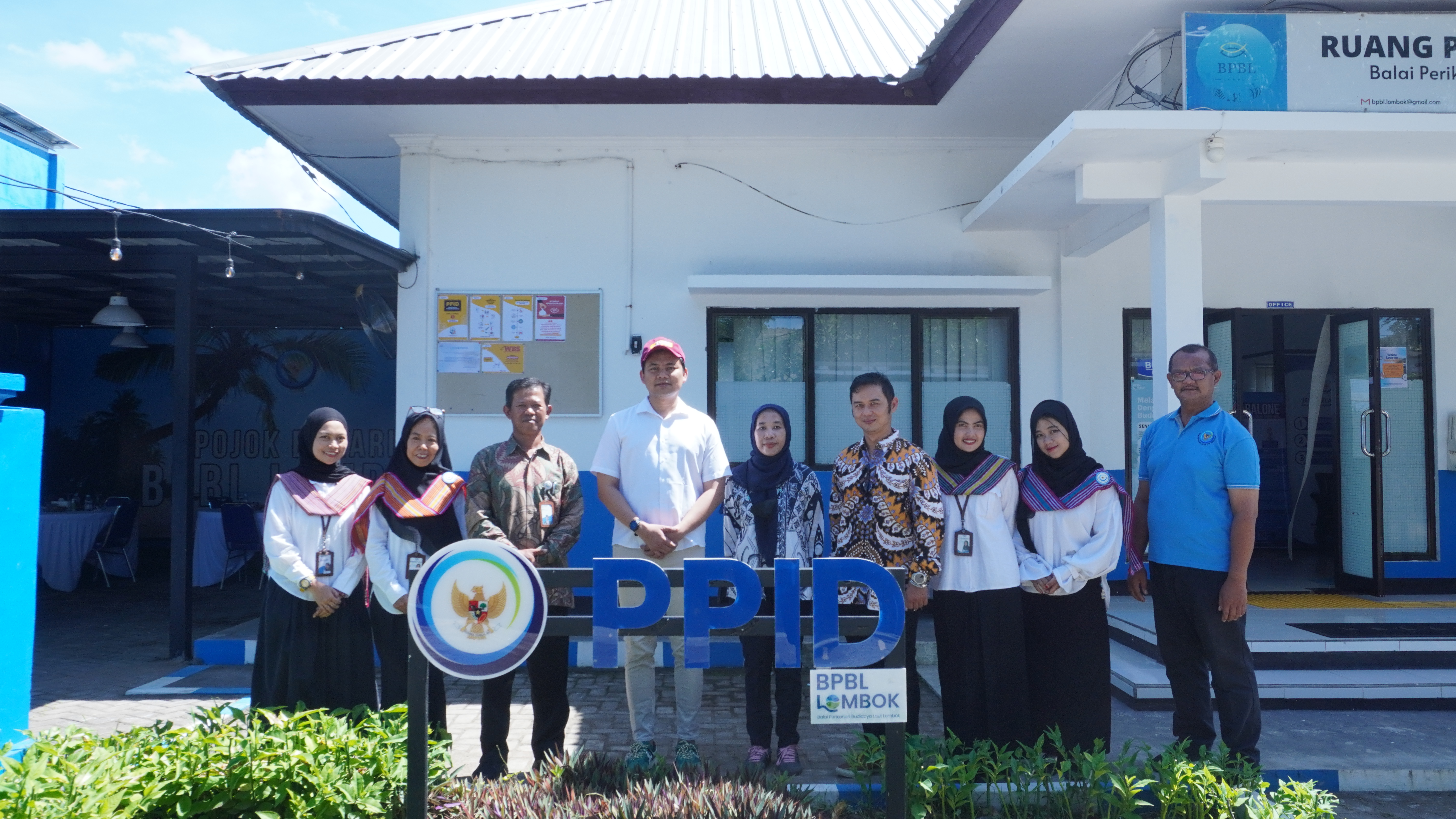 Pembinaan Kelembagaan PPID melalui Visitasi Komisioner KI Pusat dan PPID Kementerian di BPPMHKP Mataram dan BPBL Lombok