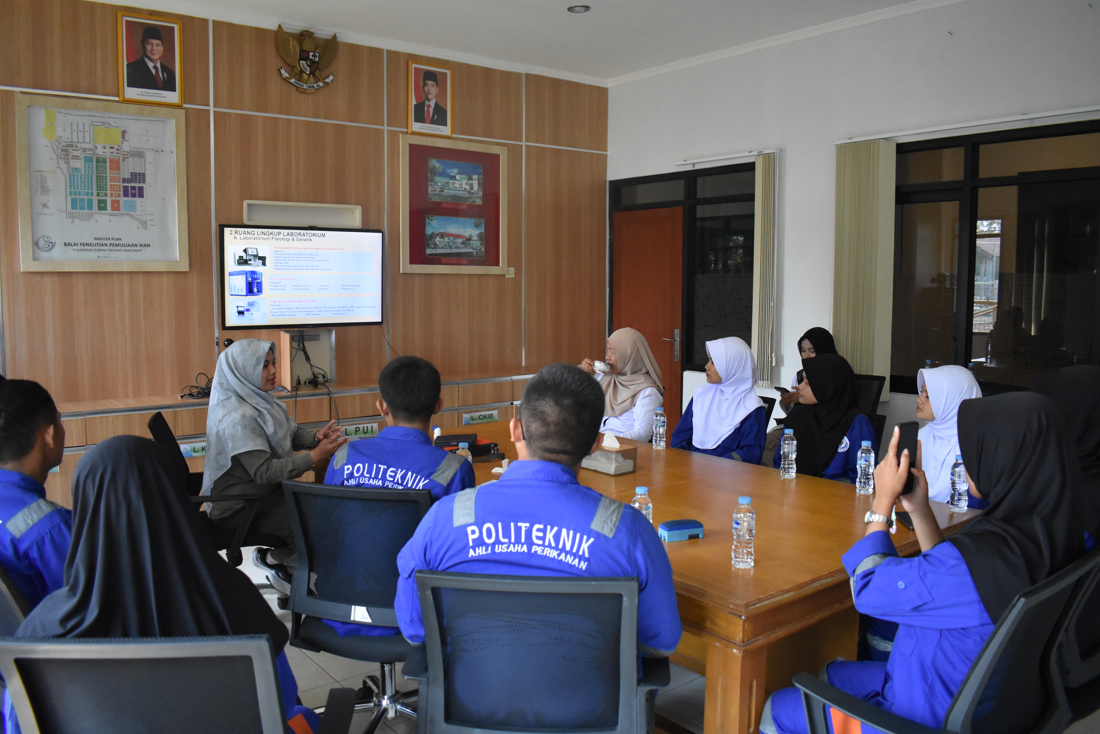 Pengenalan Alat-Alat Laboratorium dan Cara Deteksi Penyakit Ikan