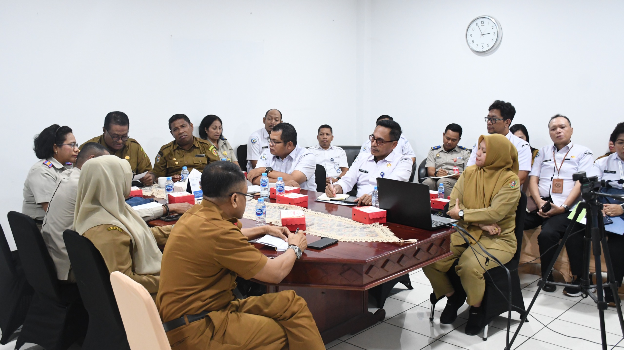 Focus Group Discussion Strategi Optimalisasi Potensi dan Tantangan Sumber Daya Perikanan menuju Akselerasi Ekonomi Biru Provinsi Maluku