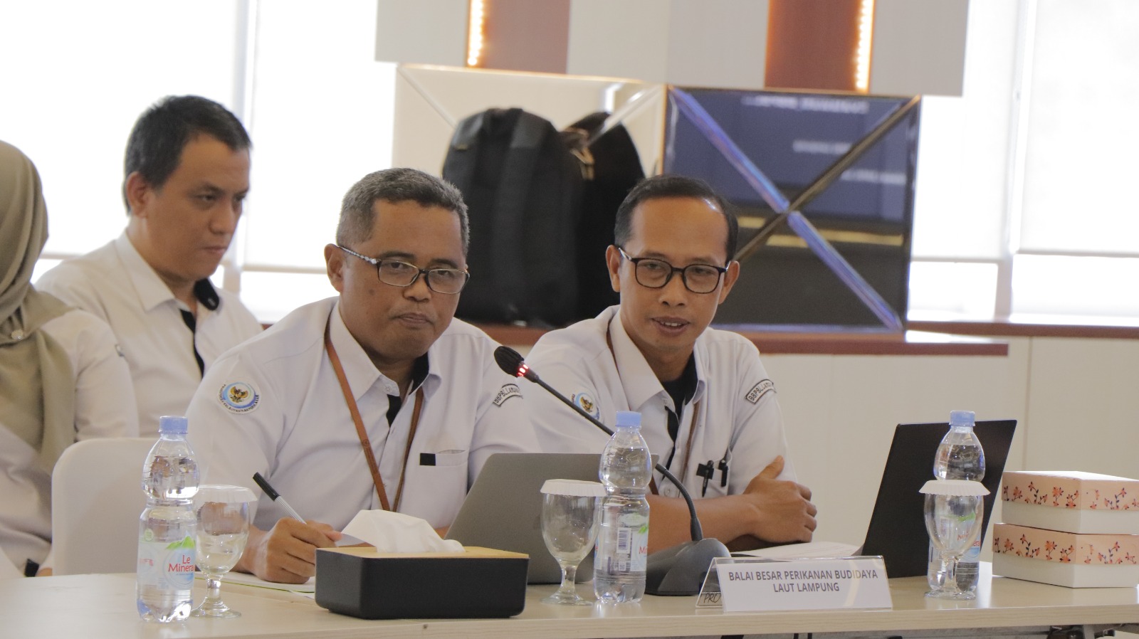 Kabalai BBPBP Lampung, Mulyanto menghadiri uji Publik Keterbukaan Informasi lingkup KKP di di Ruang Rapat Biro Hubungan Kerja Luar Negeri (BHKLN), Gedung Mina Bahari I lantai 5 pada Rabu, 28 Januari 2026