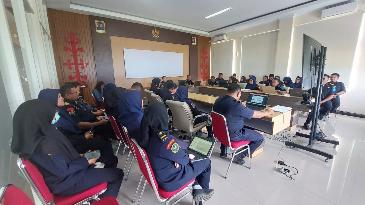 Rapat Awal Pembentukan Tim Pembangunan ZI Stasiun PSDKP Ambon