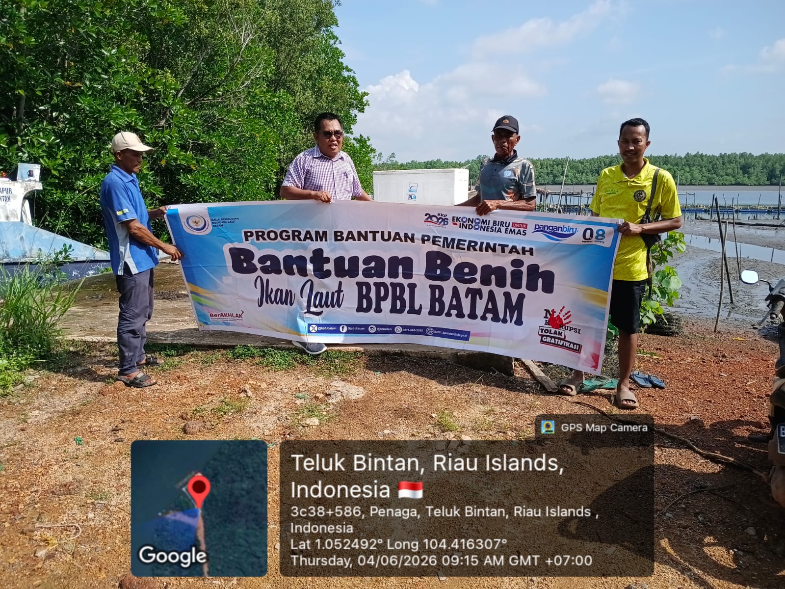 Serah Terima Bantuan Benih Ikan Kakap Putih